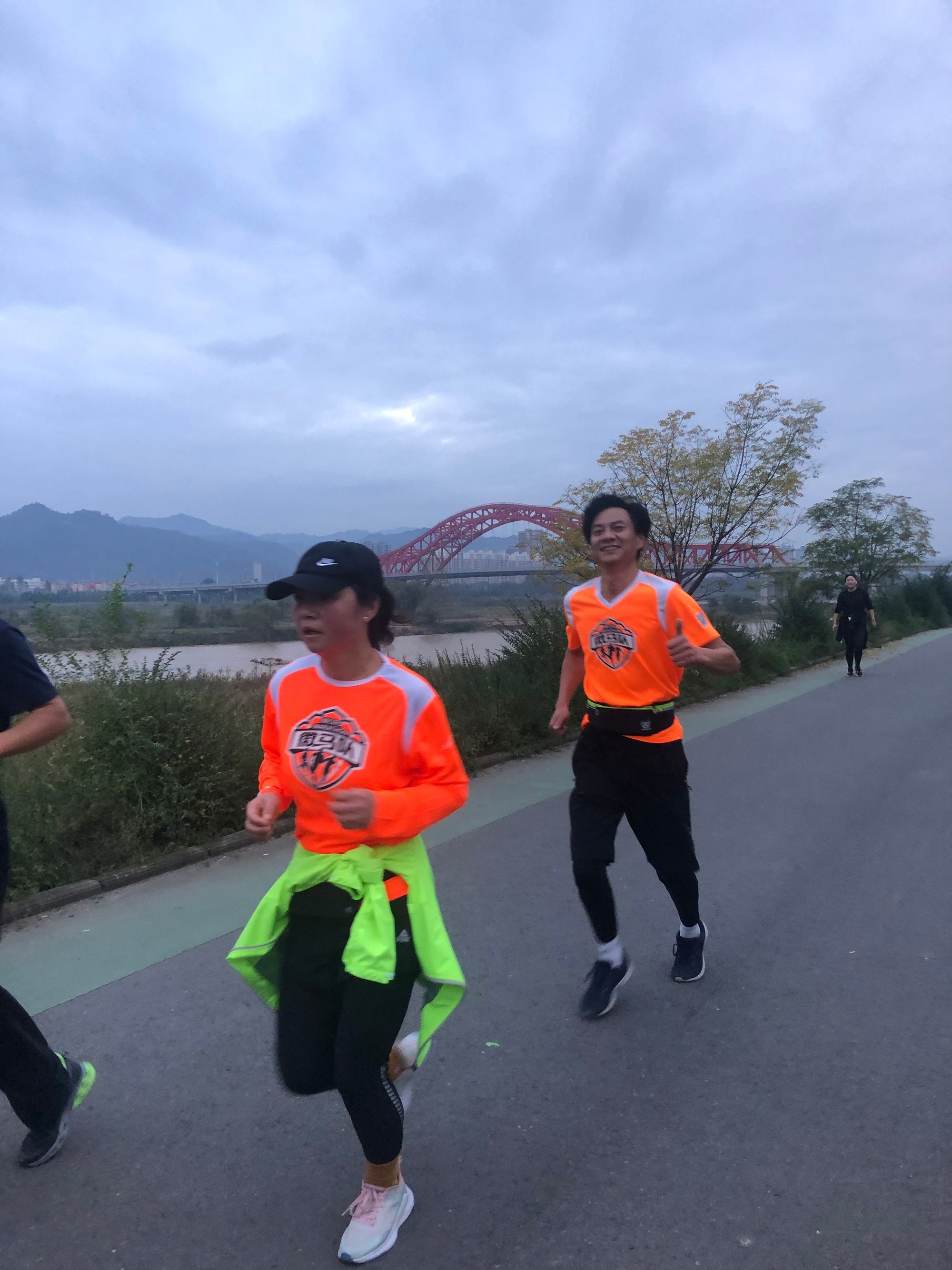 男生很瘦知乎_男生瘦瘦的_我是一个瘦瘦的男生