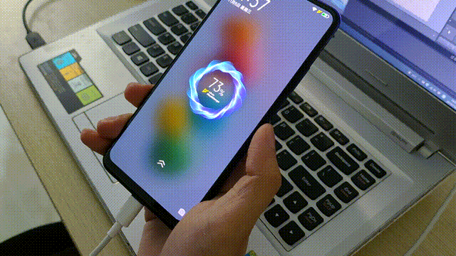 手机打什么游戏好玩_好用的打游戏的百元手机_游戏手机打游戏真的好用吗