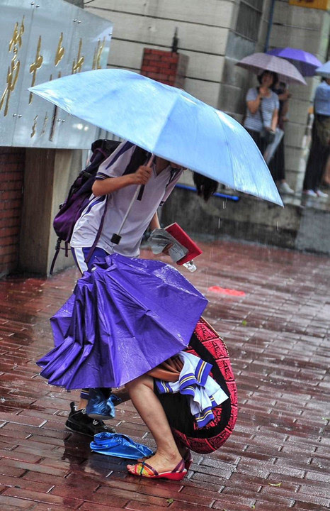 游戏暴雨 洗澡_暴雨洗澡游戏视频_暴雨洗澡游戏怎么玩