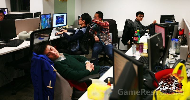 周期小游戏_游戏开发时间周期_一款游戏的开发周期