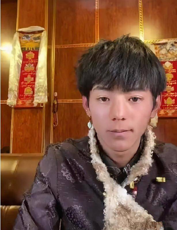 演艺公司_“游戏版权演艺娱乐影视创_演艺平台