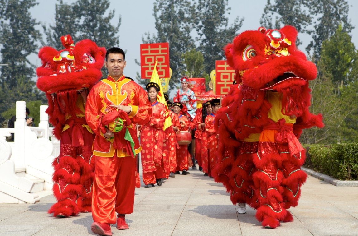 百科游戏大全_“向这看”游戏规则 秒懂百科_懂得游戏规则