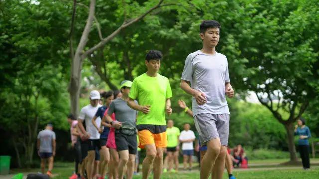 直播课热身游戏_身体直播挣钱软件_直播只录游戏身体