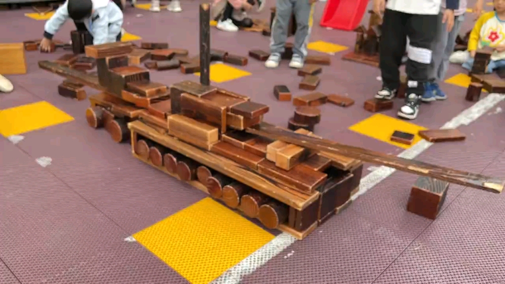安吉游戏五大特点_安吉游戏有哪些具体_安吉游戏的特色