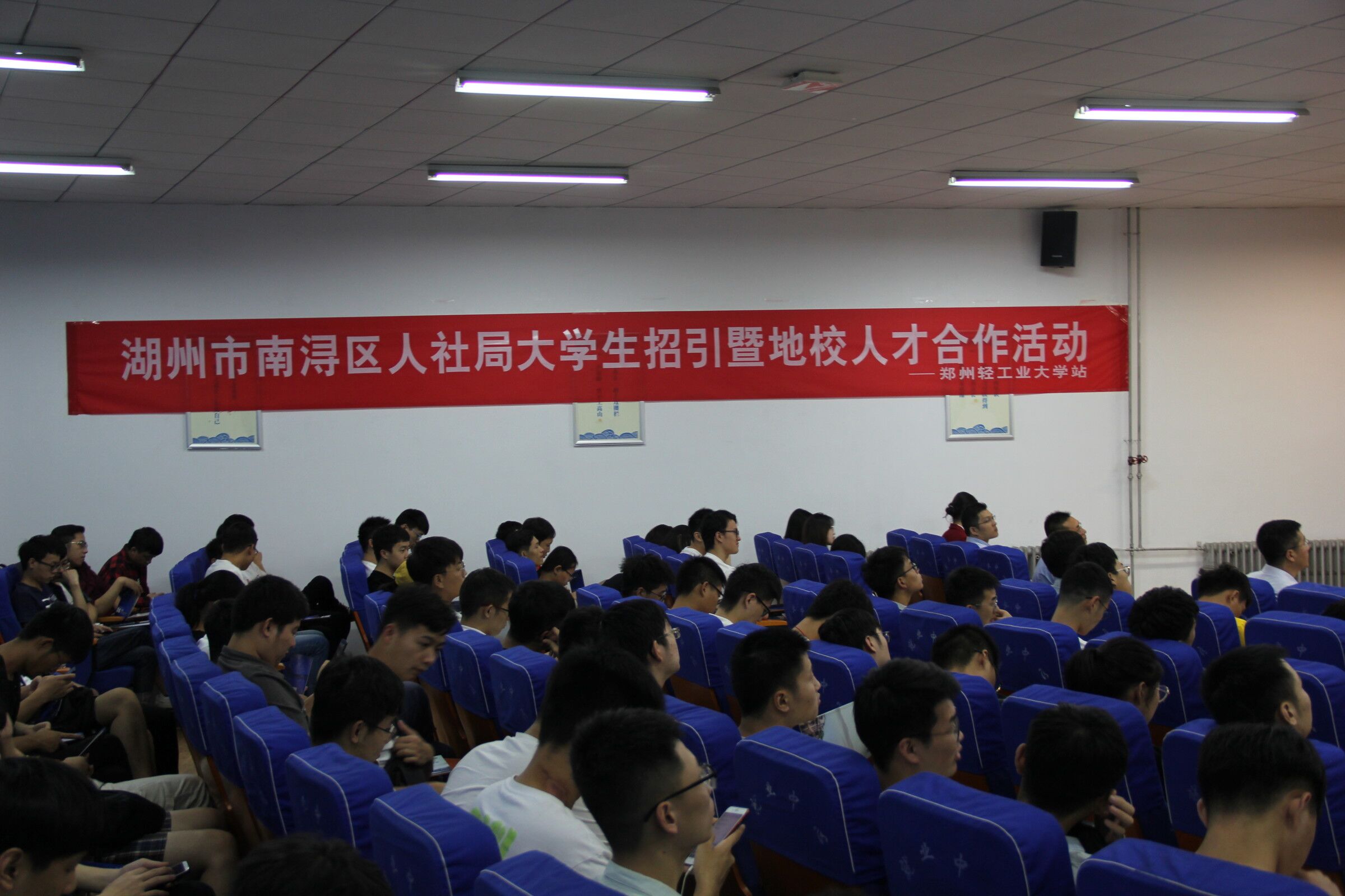 2021就业创业各地新举措_创业带动就业人数_为相关行业的工作者带来了大量就业与创业契机。最后,从社会这个大角度看,游戏业